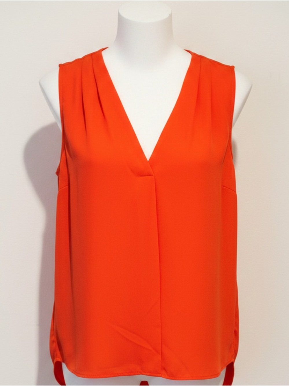 Vince Camuto Sleeveless Blouse Bright Orange V Neck Draped Tank Top M